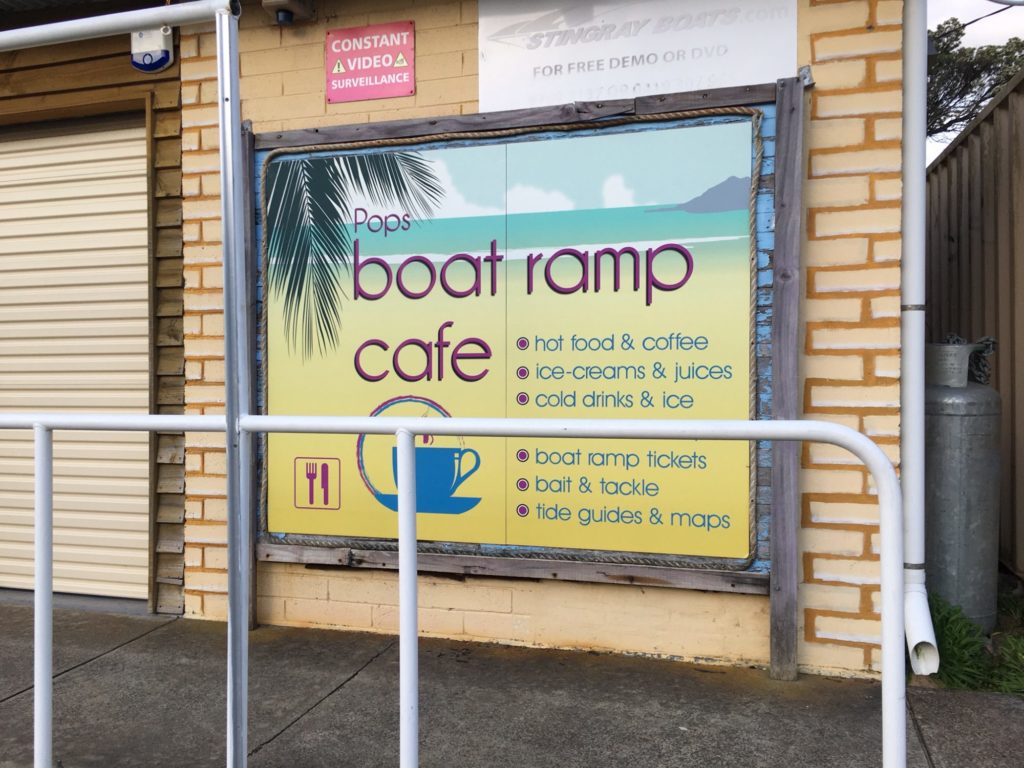 The Boat ramp cafe offers great foot and a sensational view