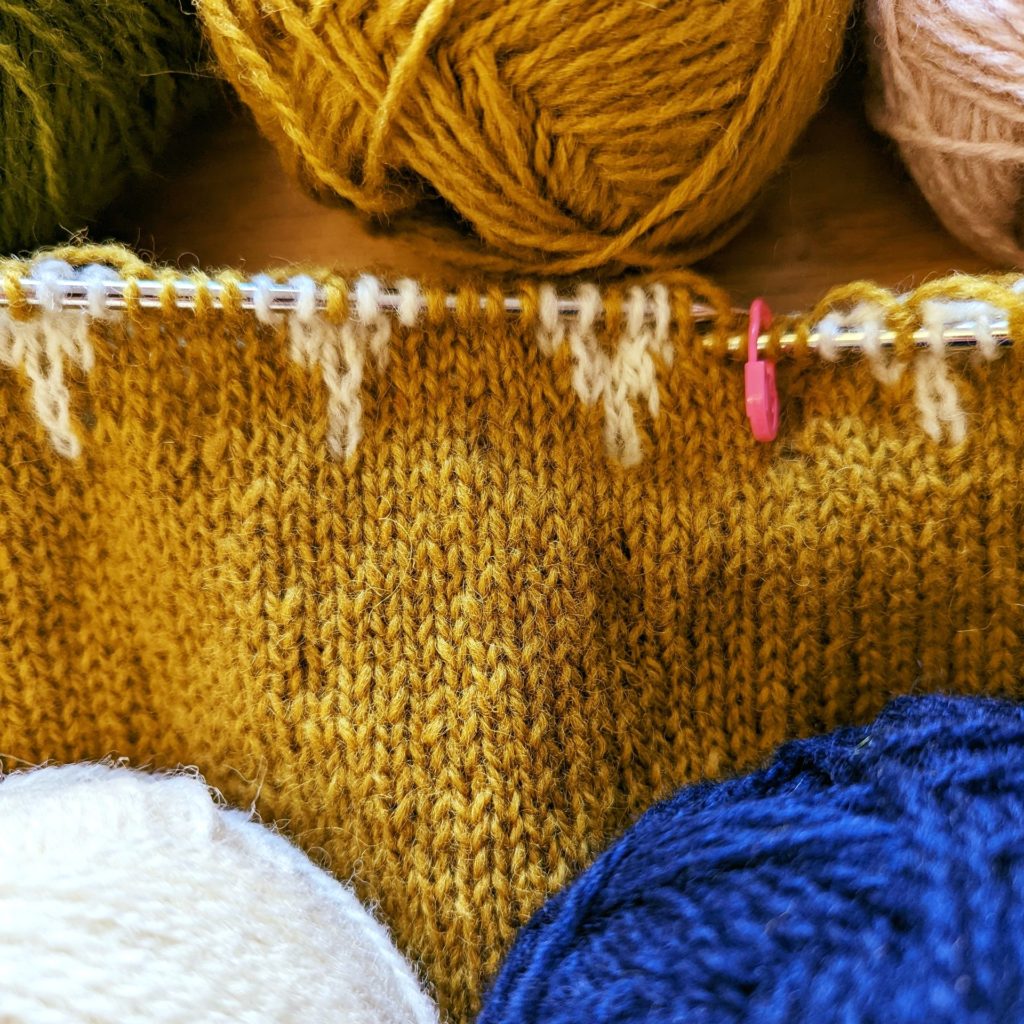 Looking for knitting needles, you can buy knitting needles online, its easy and we can get them to you quickly. Yarn and Co specialises in knitting wool and knitting needles.